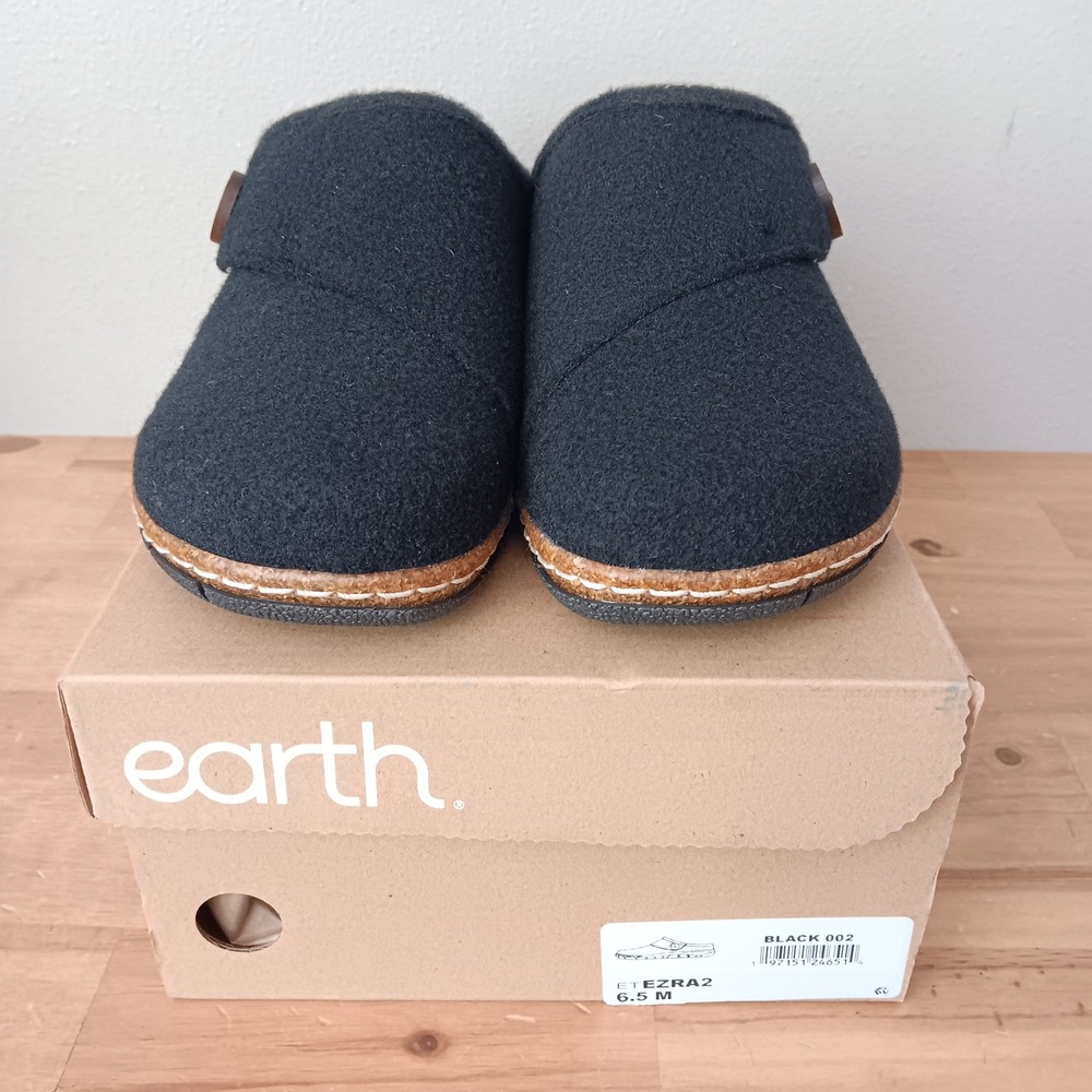 Earth Ezra Clogs Womens 6.5 Black New Felt Cork Midsole Slip On Mules ETEZRA2 - Picture 2 of 9